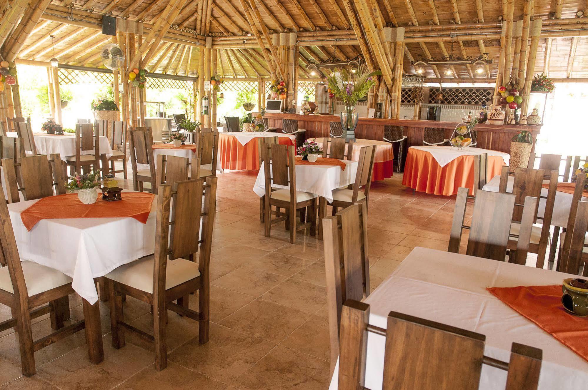 Hotel Campestre Tardes Calenas Yumbo Zewnętrze zdjęcie