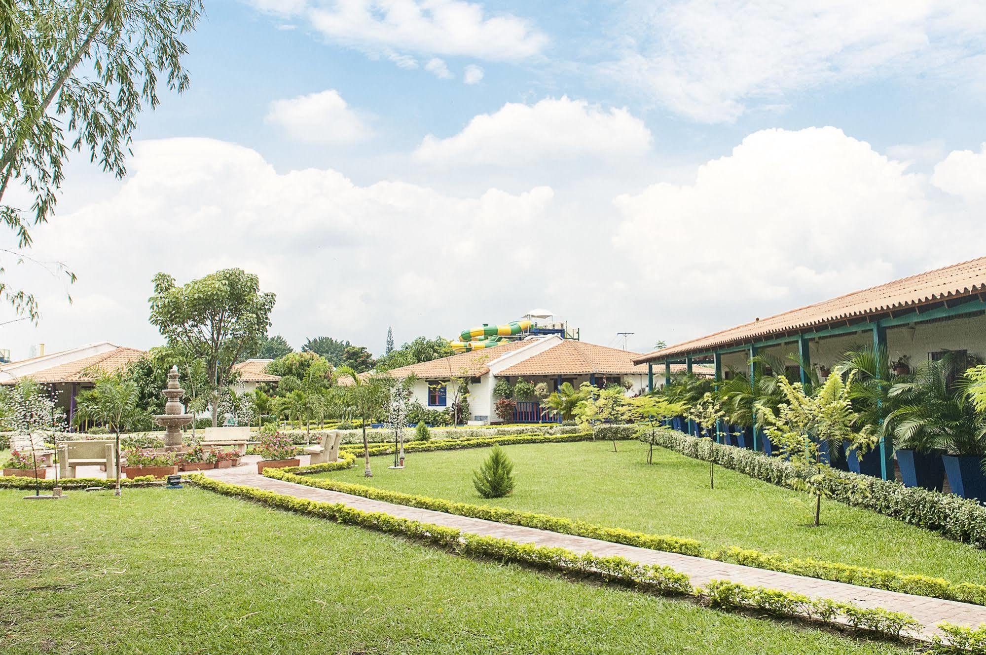 Hotel Campestre Tardes Calenas Yumbo Zewnętrze zdjęcie